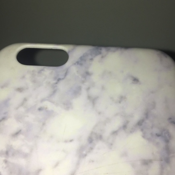 🌿•6 & 6S MARBLE PHONE CASE•🌿 - Picture 3 of 3